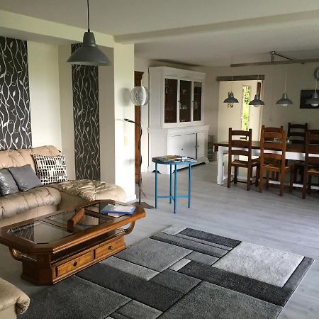 Les Gites De La Maison Bleue D'Estialescq Kültér fotó
