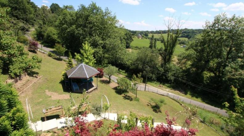 Les Gites De La Maison Bleue D'Estialescq Kültér fotó