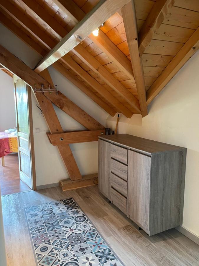 Les Gites De La Maison Bleue D'Estialescq Kültér fotó